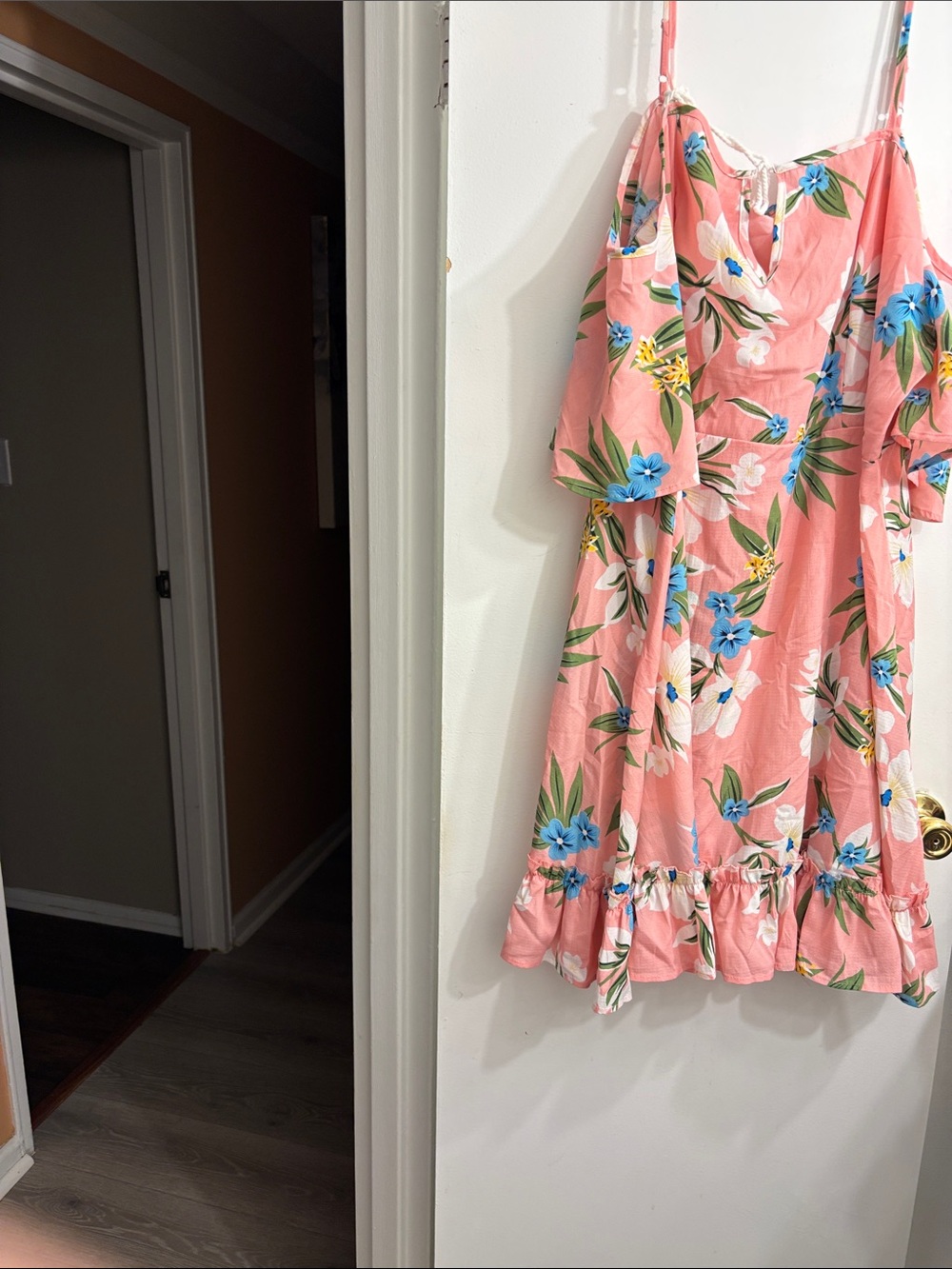 Rosegal Pink Floral Spaghetti-Strap Mini Dress with Blue Flowers